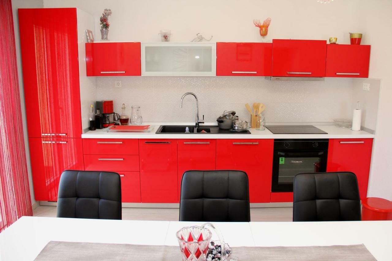 Apartmani Corleone Bilice Extérieur photo