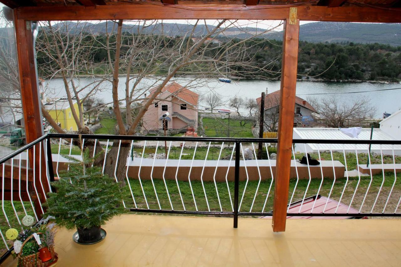 Apartmani Corleone Bilice Extérieur photo