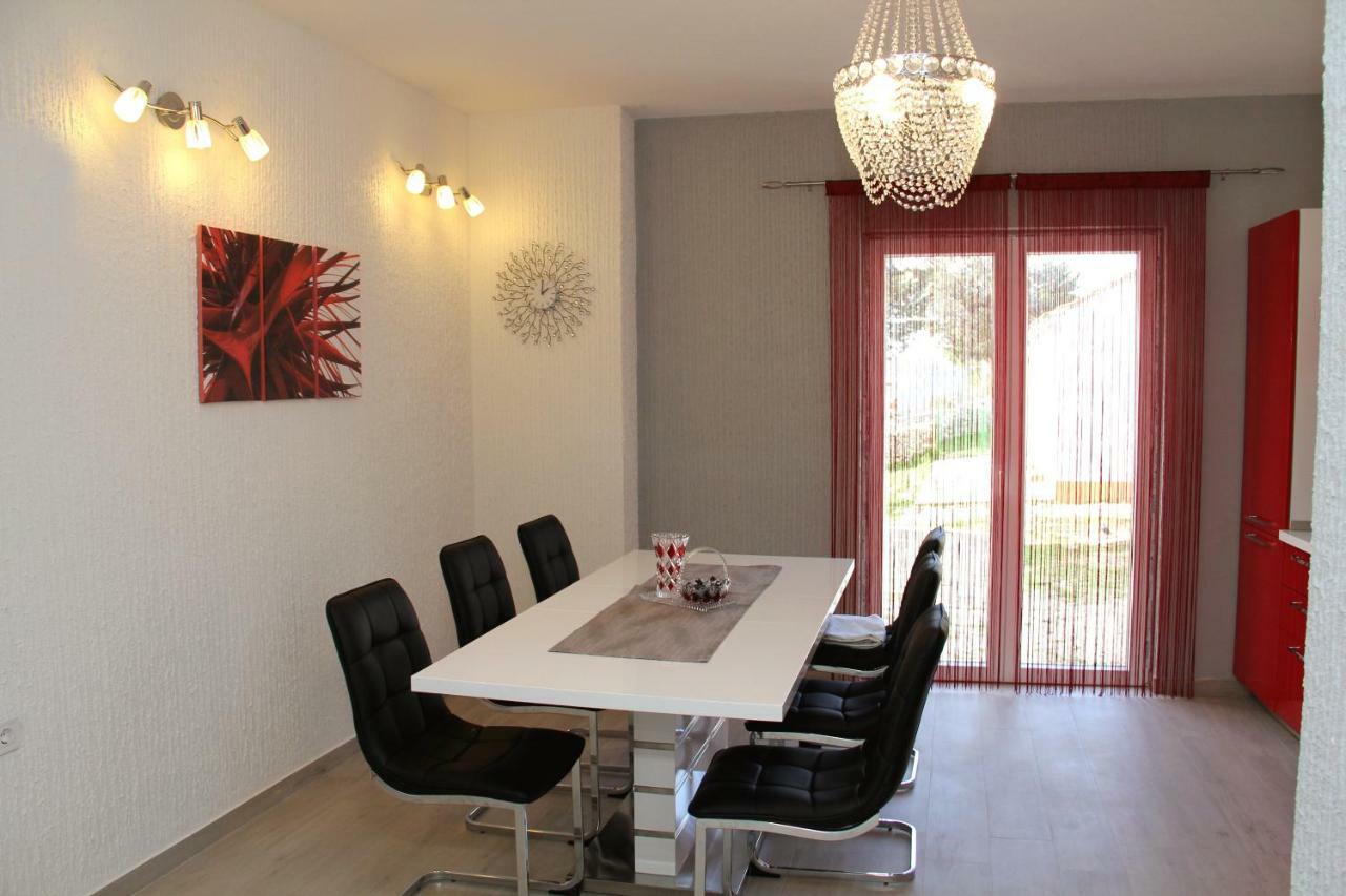 Apartmani Corleone Bilice Extérieur photo