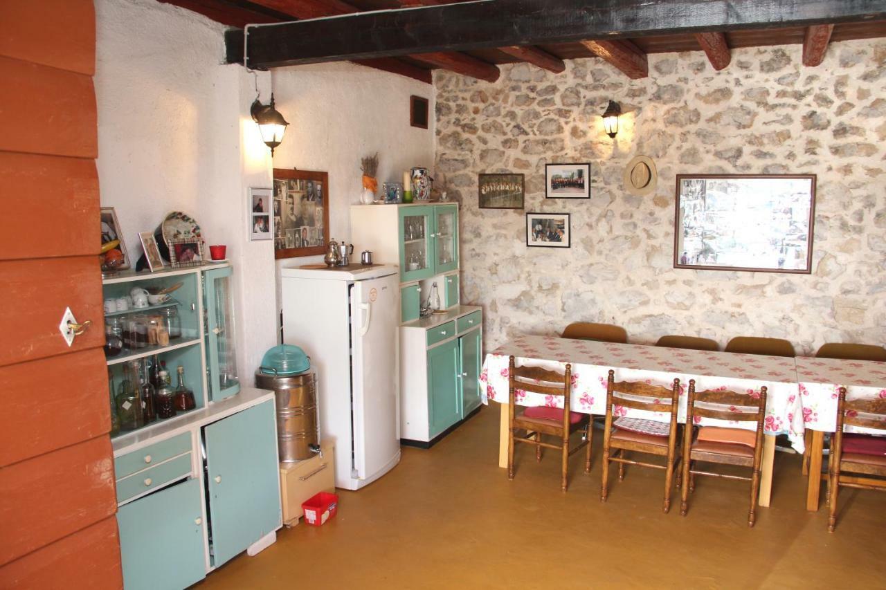 Apartmani Corleone Bilice Extérieur photo